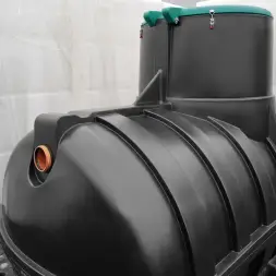 Емкость подземная U 3000 черный